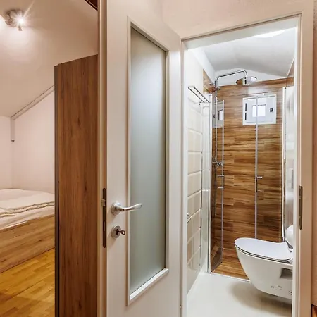 House Mirko- Center Of * 斯普利特